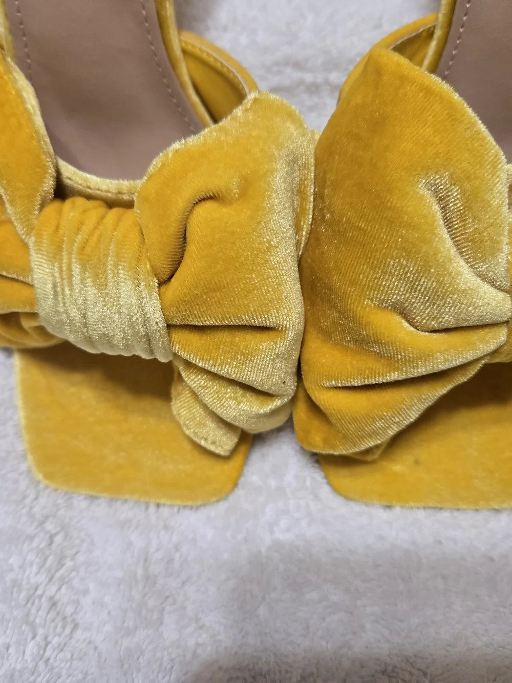 Lira Yellow Velvet Bow Slide Heels - Picture 2 of 7
